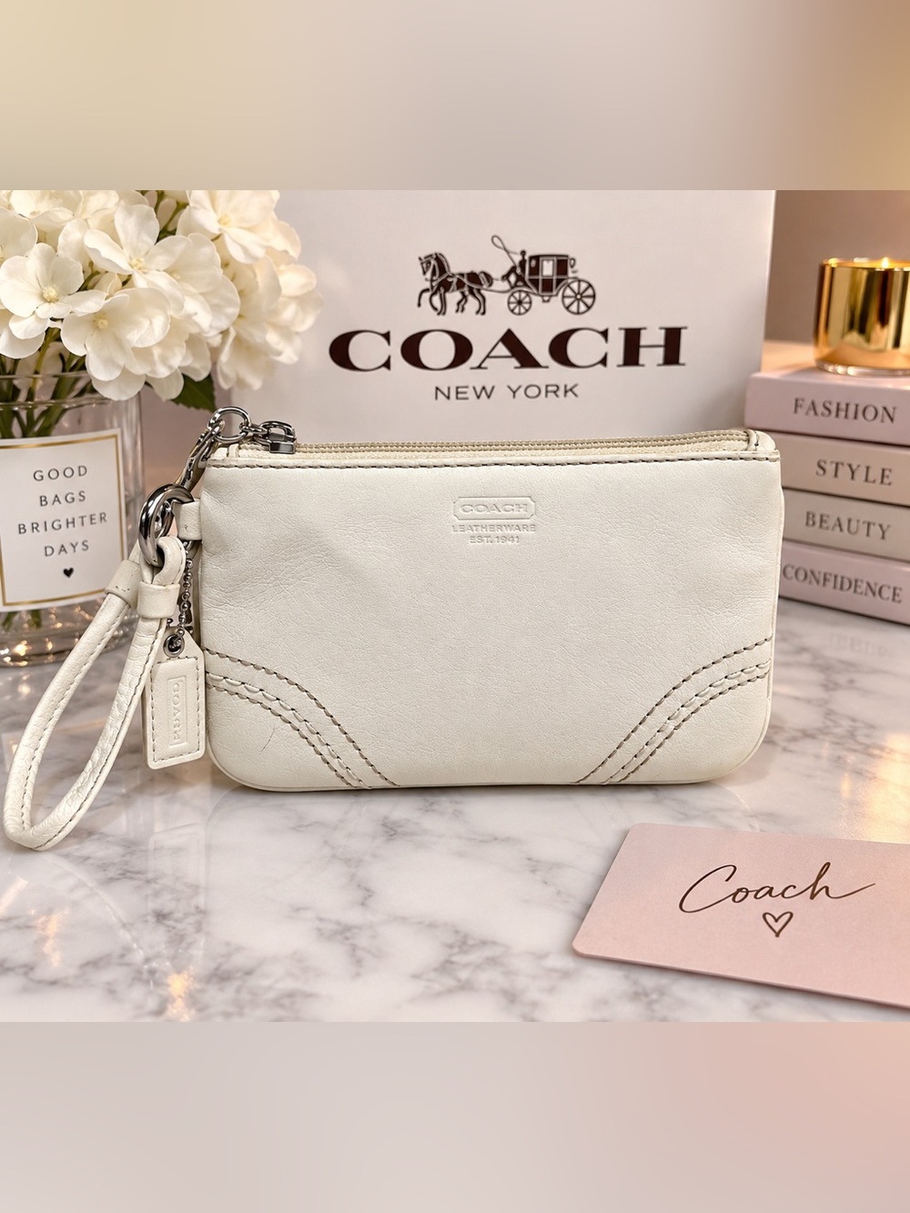 Coach Vintage Hampton Small White Leather Wristlet Pouch Silver Hardware
